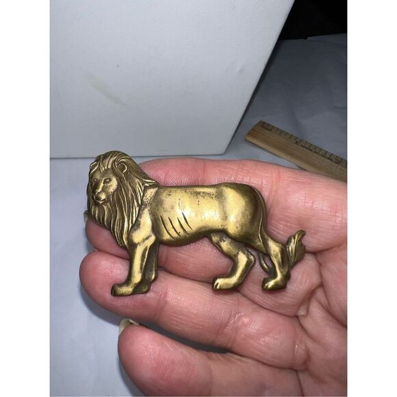 Vintage Burnished Gold Tone Lion‎ Brooch - Picture 7 of 7
